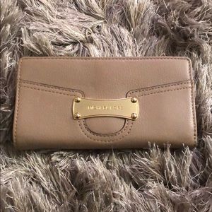 Michael Kors taupe leather wallet